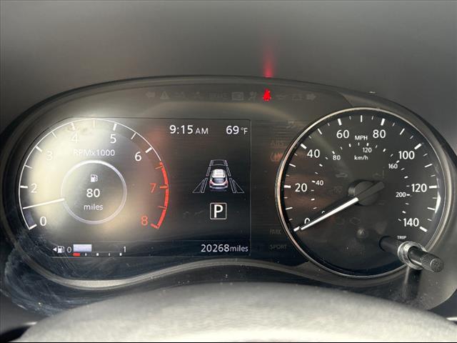 2021 Nissan Kicks SR