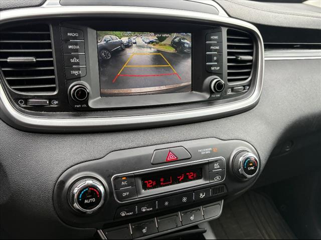 2019 Kia Sorento S
