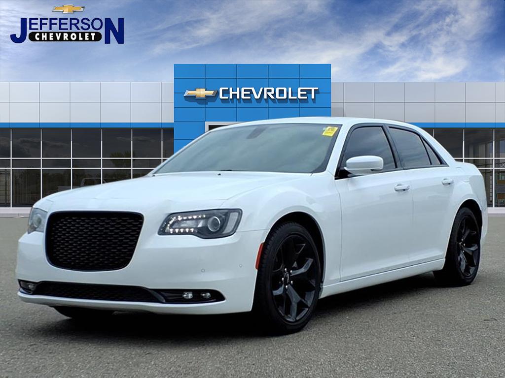 Bright White Clearcoat 2022 Chrysler 300 S V6 RWD Sedan Rear-Wheel Drive 8-Speed Automatic