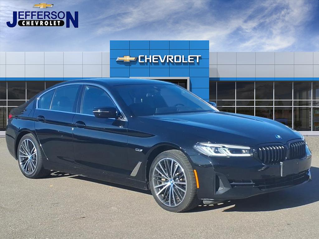 Jet Black 2023 BMW 5 Series 530e xDrive Hybrid Plug-in AWD Sedan All-Wheel Drive 8-Speed Automatic