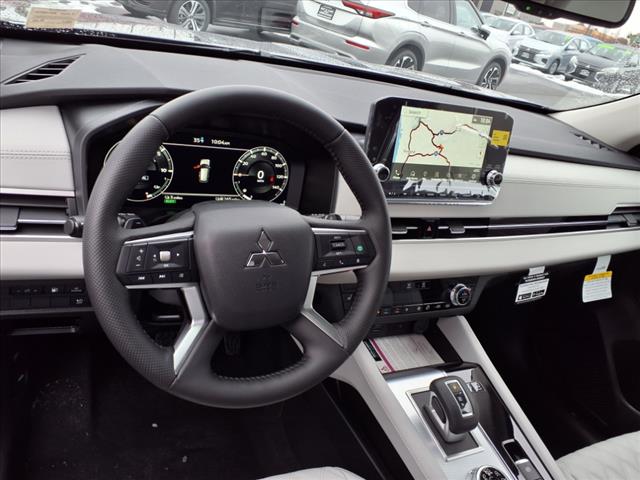 2025 Mitsubishi Outlander PHEV SEL