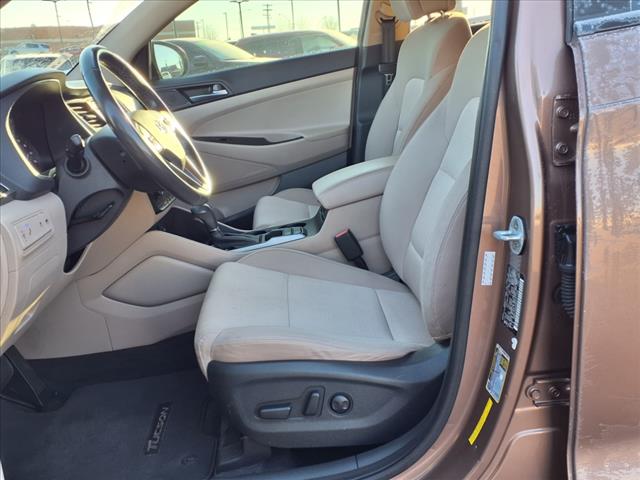2016 Hyundai TUCSON SPORT