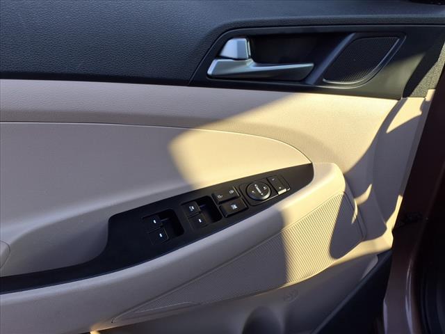2016 Hyundai TUCSON SPORT