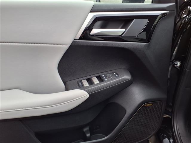 2025 Mitsubishi Outlander SE Tech Pkg AW