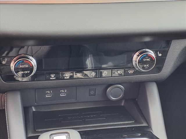 2025 Mitsubishi Outlander SE Tech Pkg AW