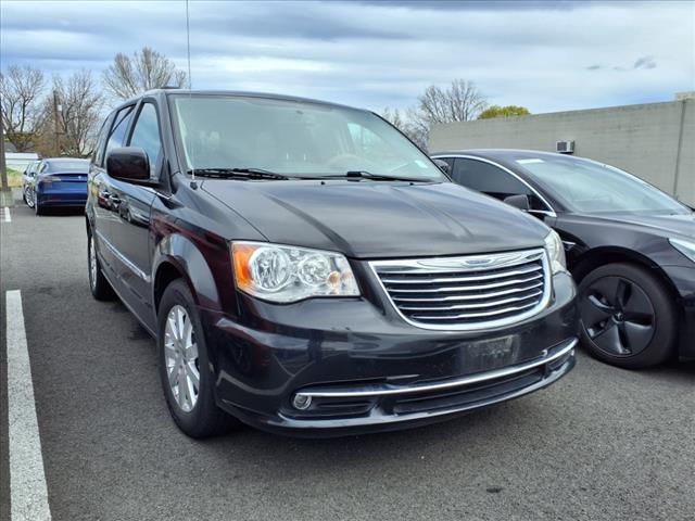 2016 Chrysler Town and Country Touring