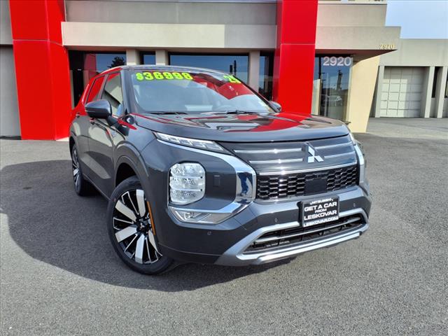2025 Mitsubishi Outlander SE Tech Pkg AW