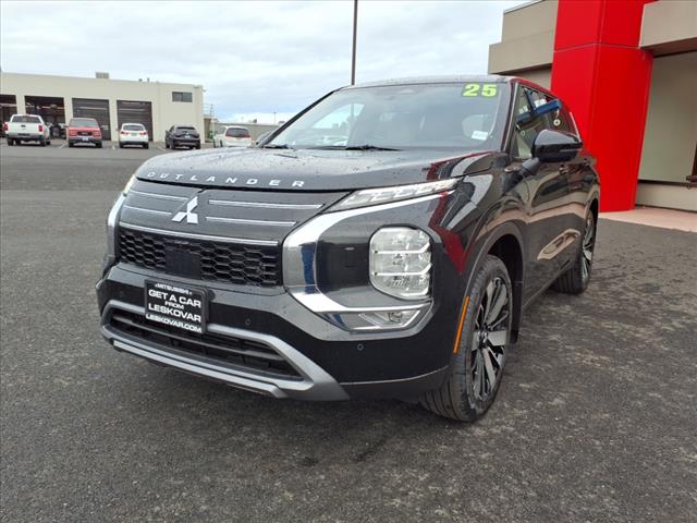 2025 Mitsubishi Outlander SE Tech Pkg AW