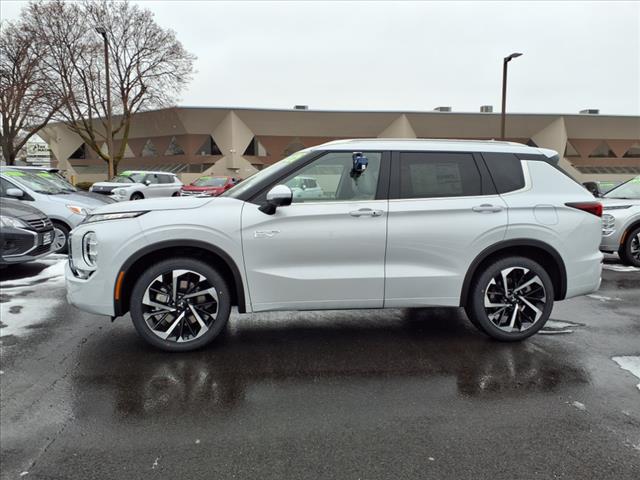 2025 Mitsubishi Outlander PHEV SEL