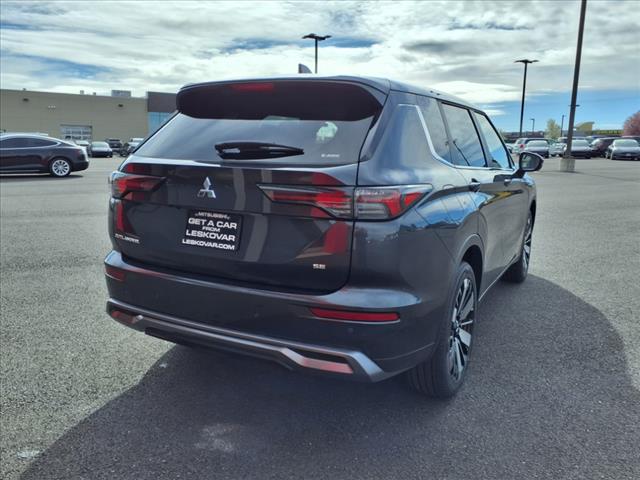 2025 Mitsubishi Outlander SE Tech Pkg AW