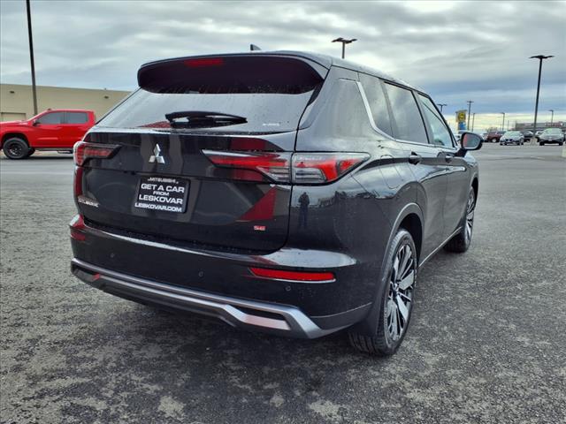 2025 Mitsubishi Outlander SE Tech Pkg AW