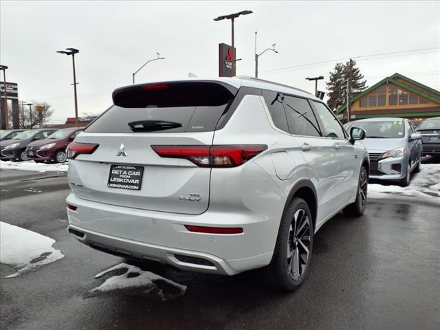 2025 Mitsubishi Outlander PHEV SEL