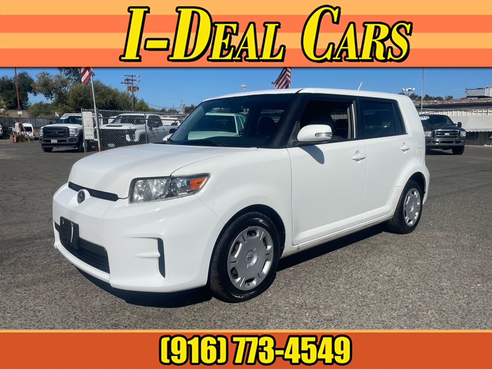 Super White 2012 Scion xB Wagon Front-Wheel Drive 4-Speed Automatic