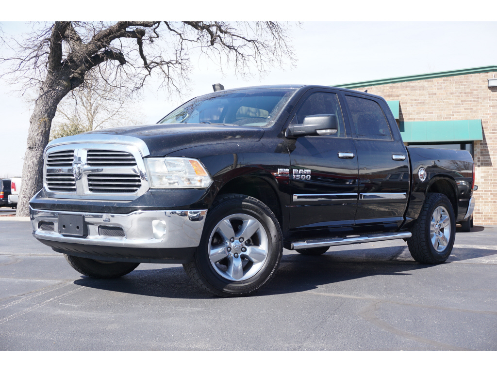 2013 RAM 1500 Big Horn - main photo