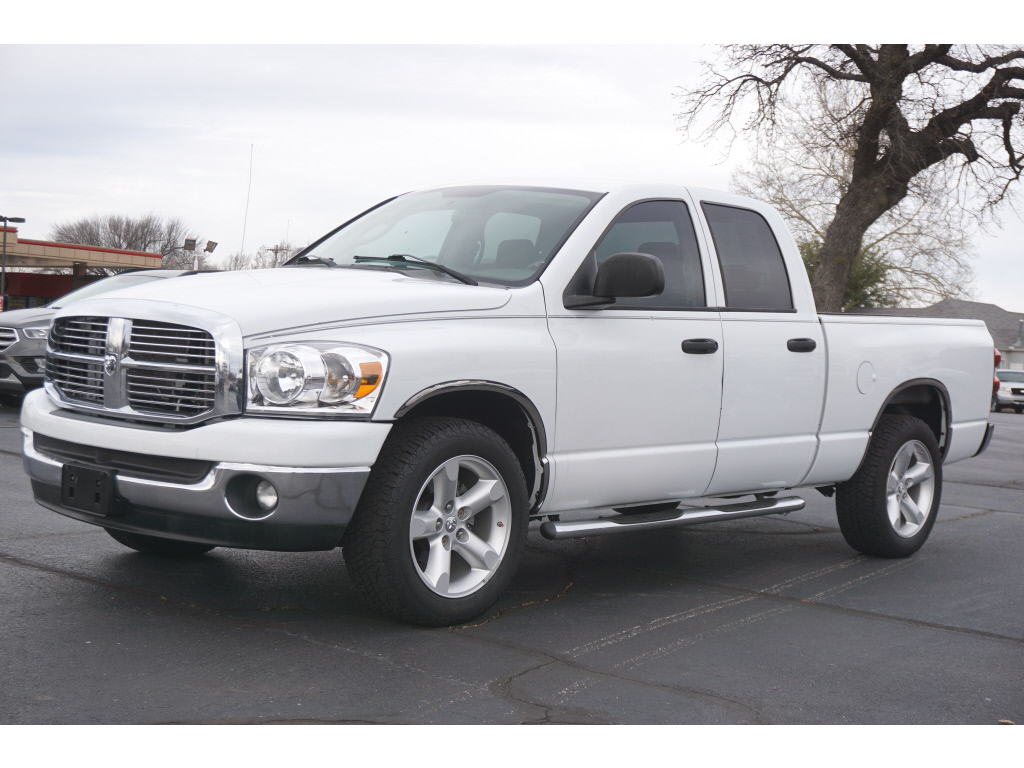 2008 Dodge Ram 1500 SLT - main photo