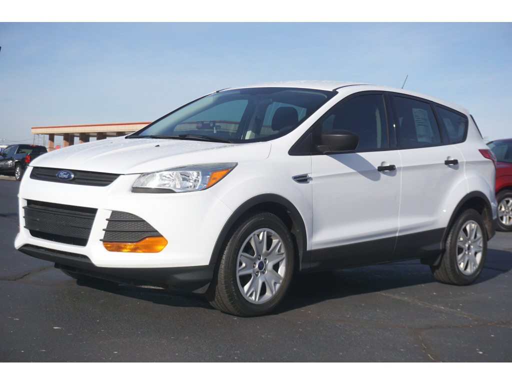 2014 Ford Escape S - main photo