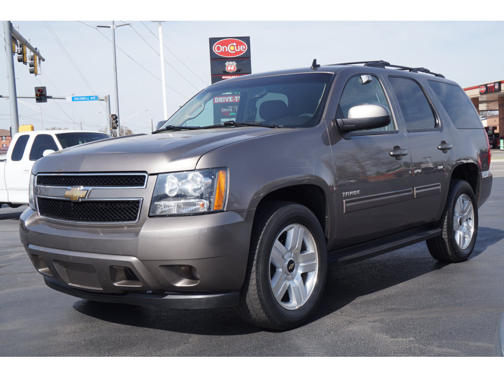 2011 Chevrolet Tahoe LS - main photo