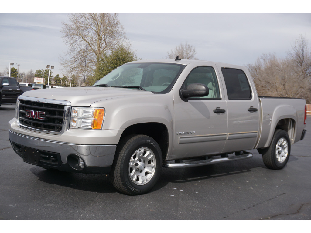 2007 GMC Sierra 1500 SLE1 - main photo