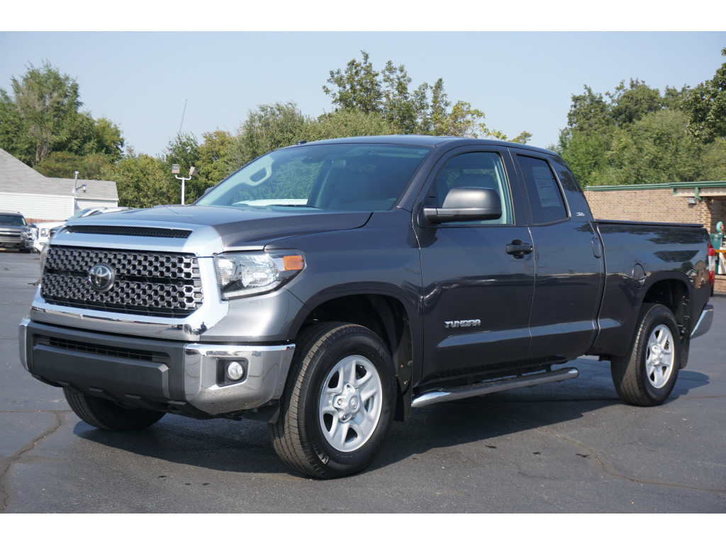 2018 Toyota Tundra SR5 - main photo