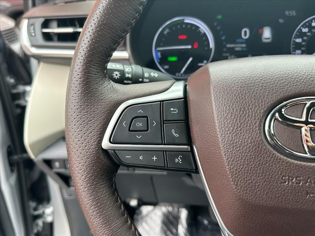 2021 Toyota Sienna Platinum 7-Passenger