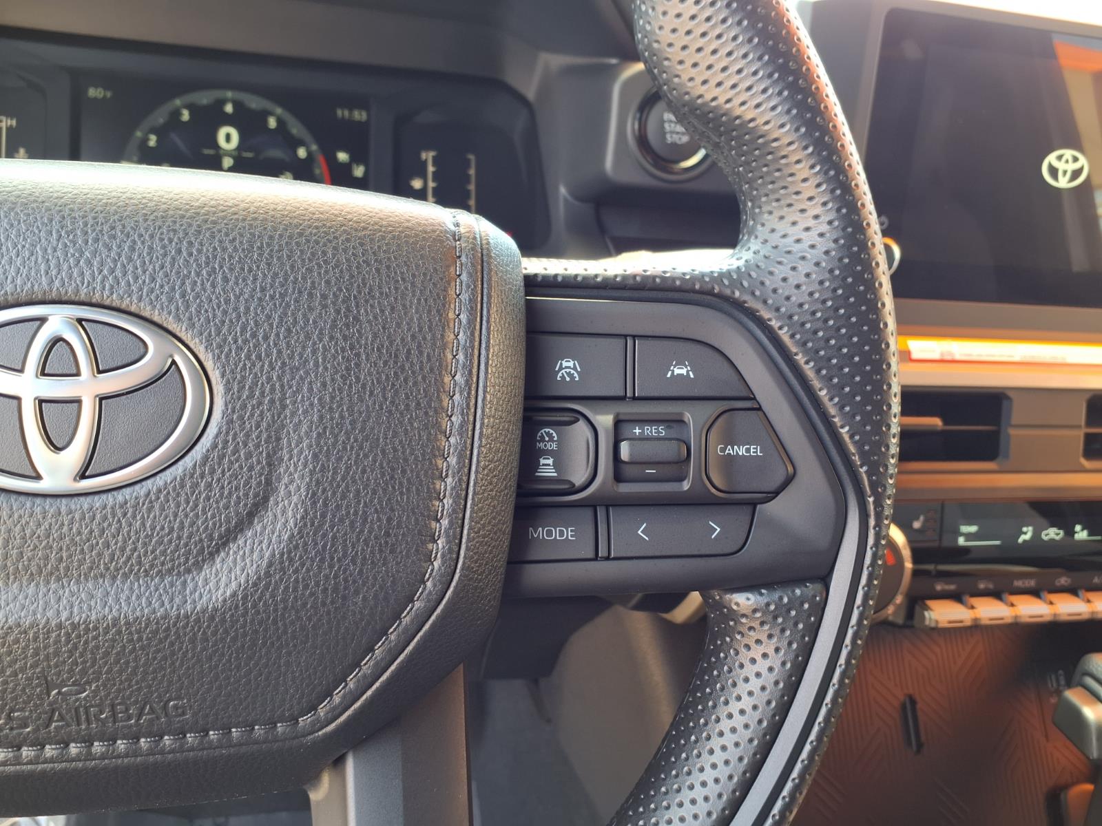 2025 Toyota Tacoma SR5 - Photo 11