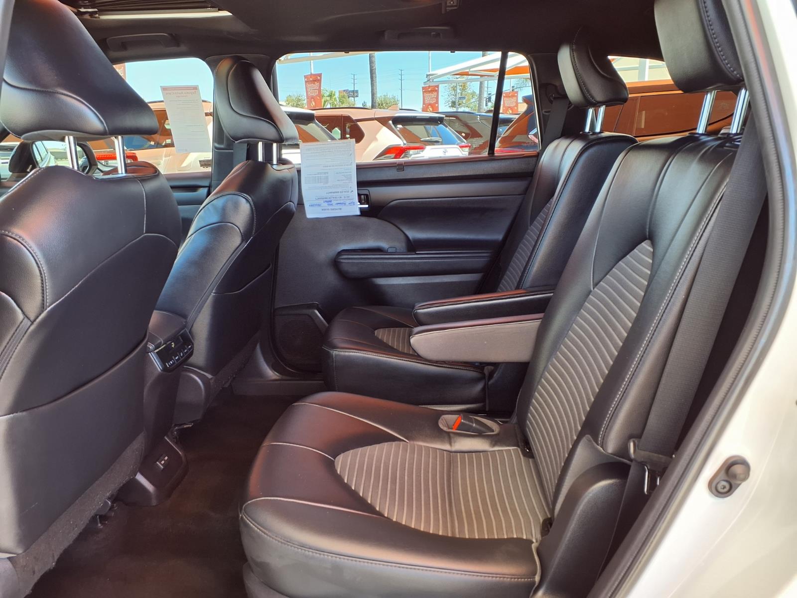 Used 2023 Toyota Highlander SUV