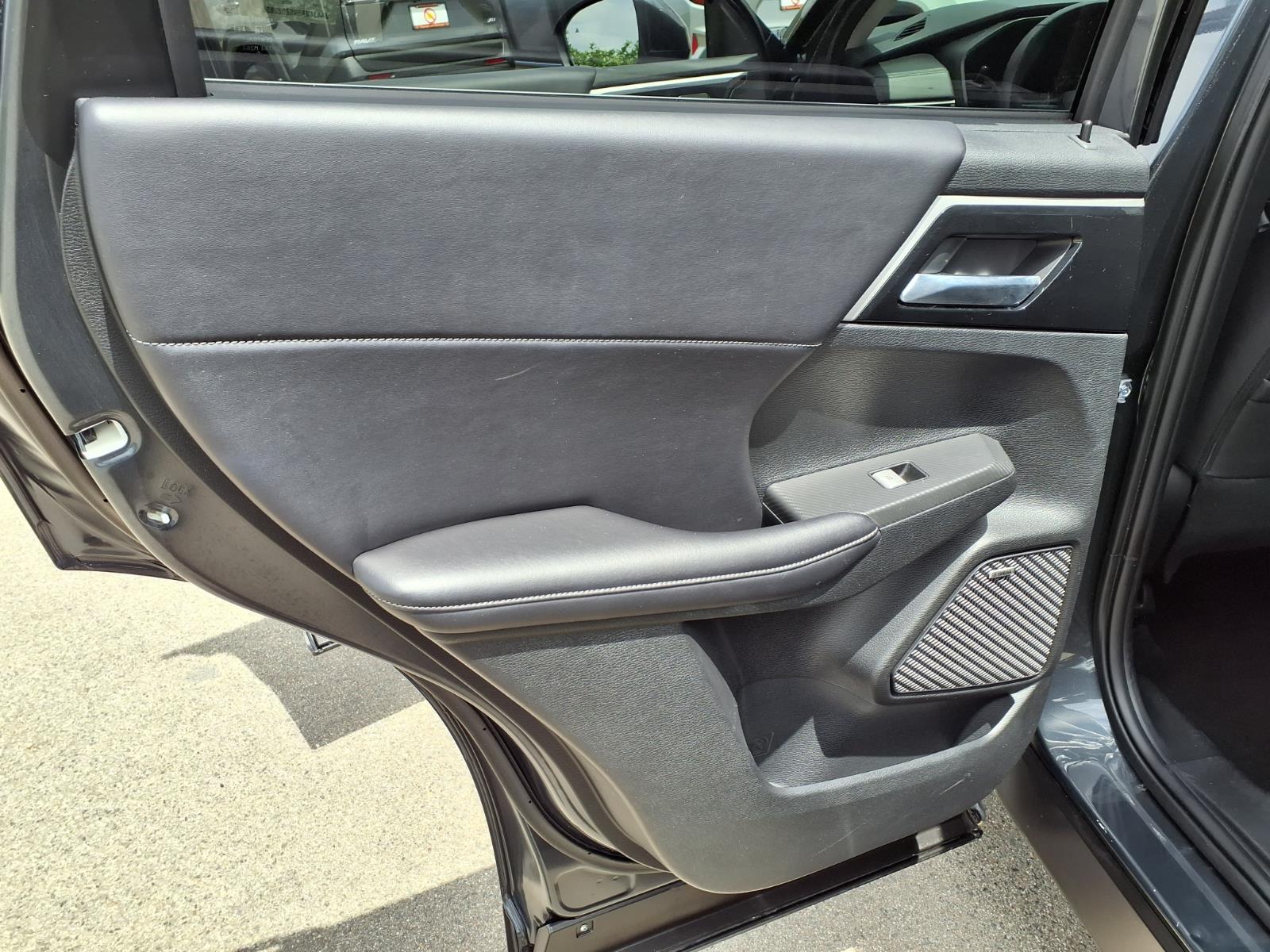 Used 2025 Mitsubishi Outlander SUV