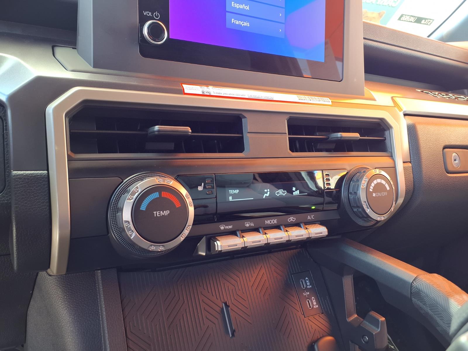 2025 Toyota Tacoma SR5 - Photo 14