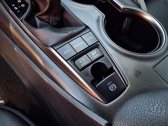 2024 Toyota Camry Hybrid XSE