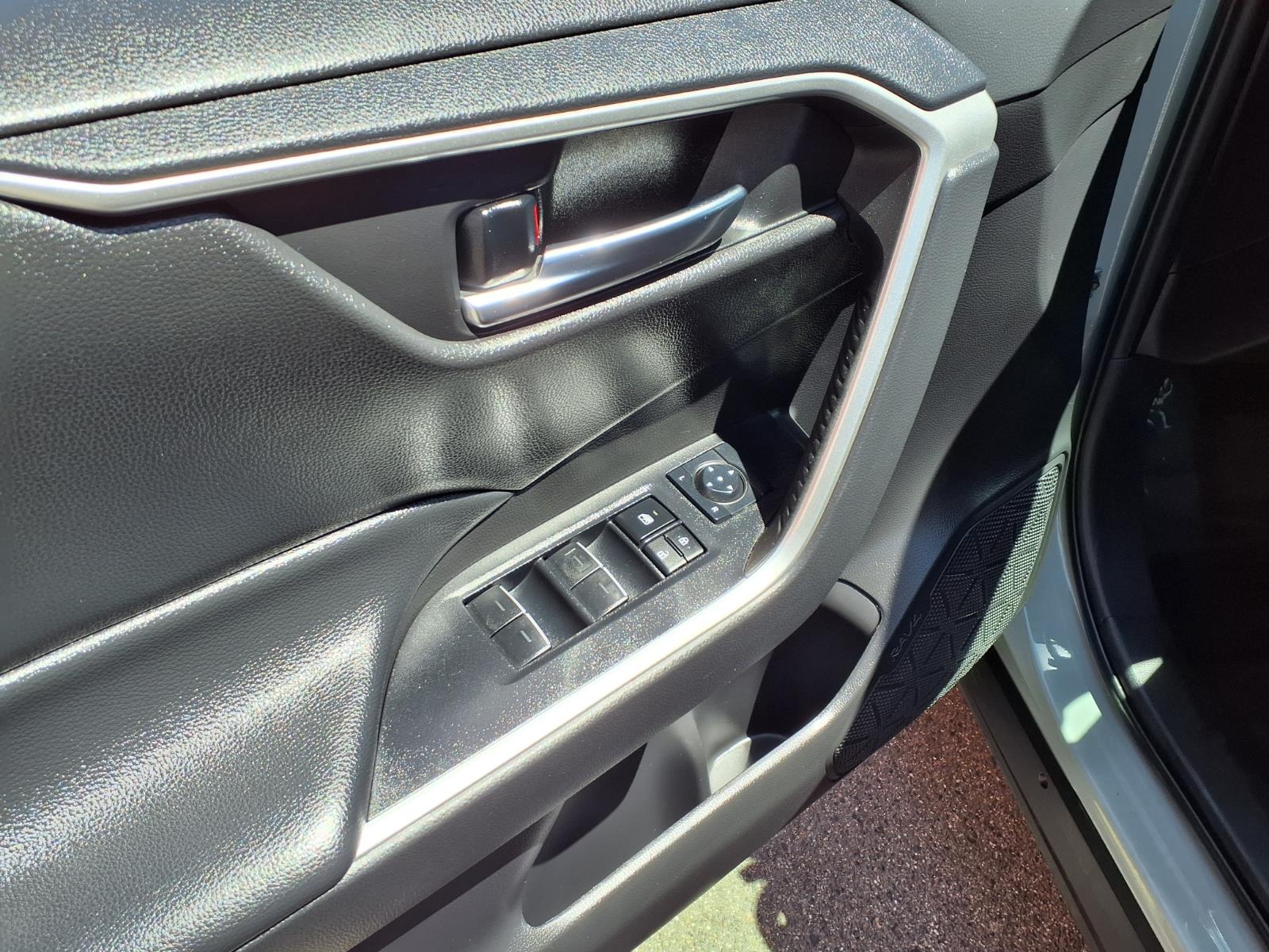 Used 2022 Toyota RAV4 SUV