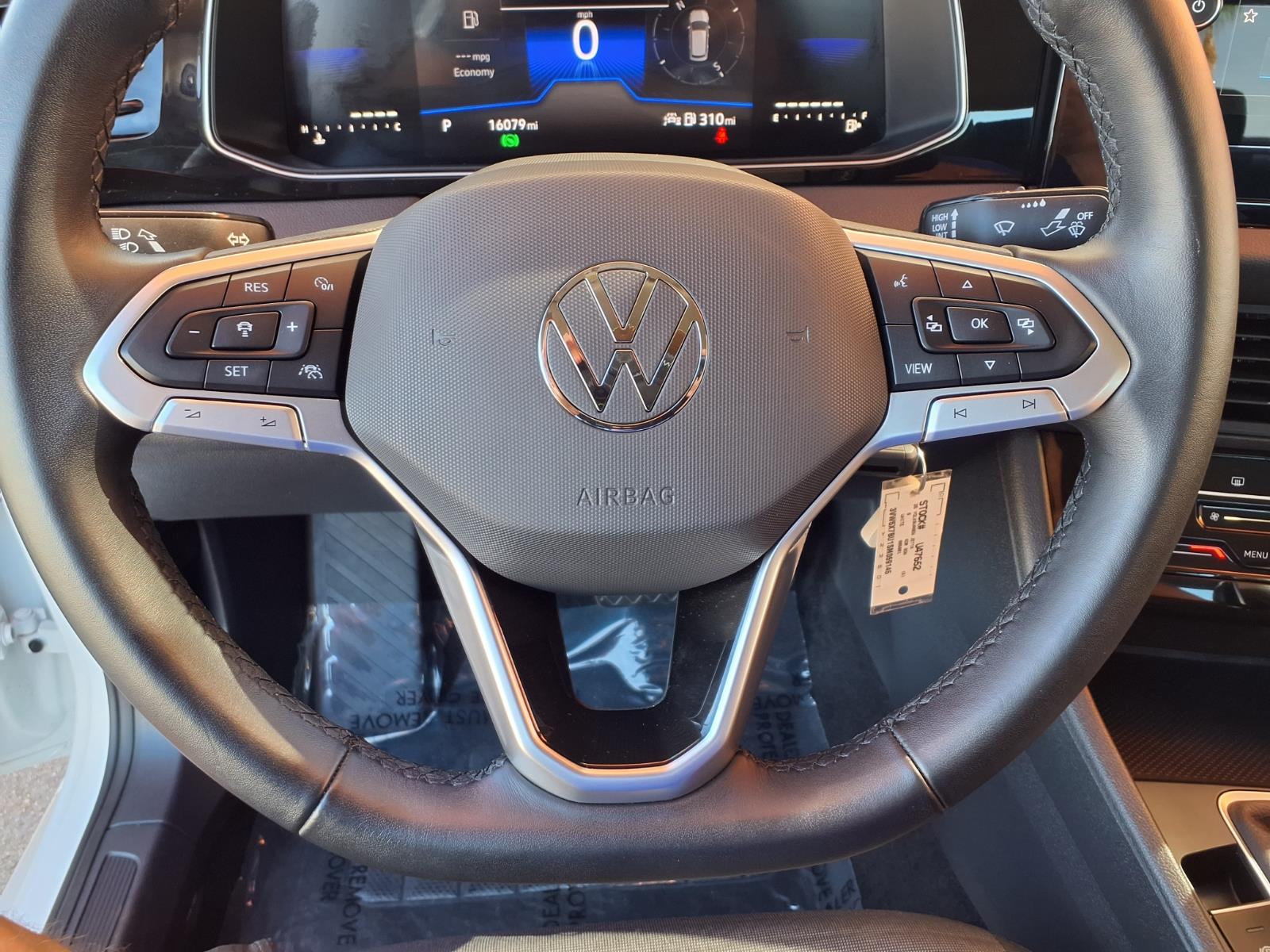 Used 2025 Volkswagen Jetta Sedan