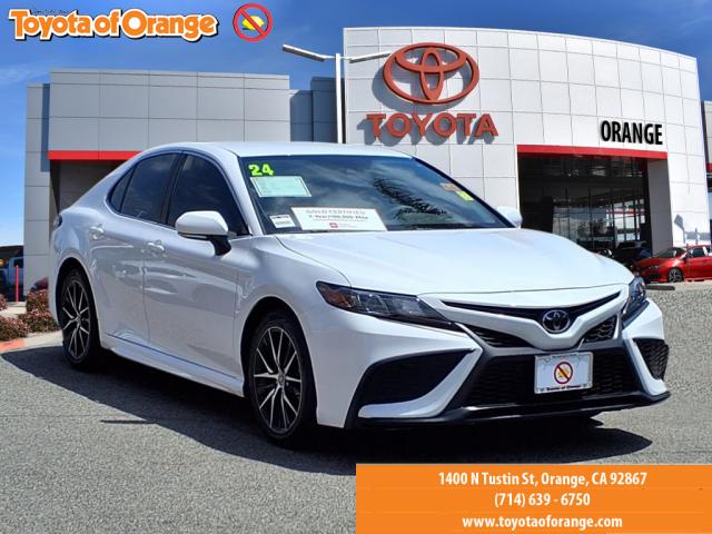 2024 Toyota Camry SE