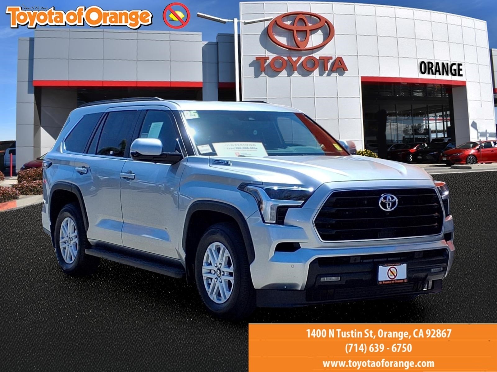 2025 Toyota Sequoia SR5 4WD i-FORCE MAX Hybrid's photo