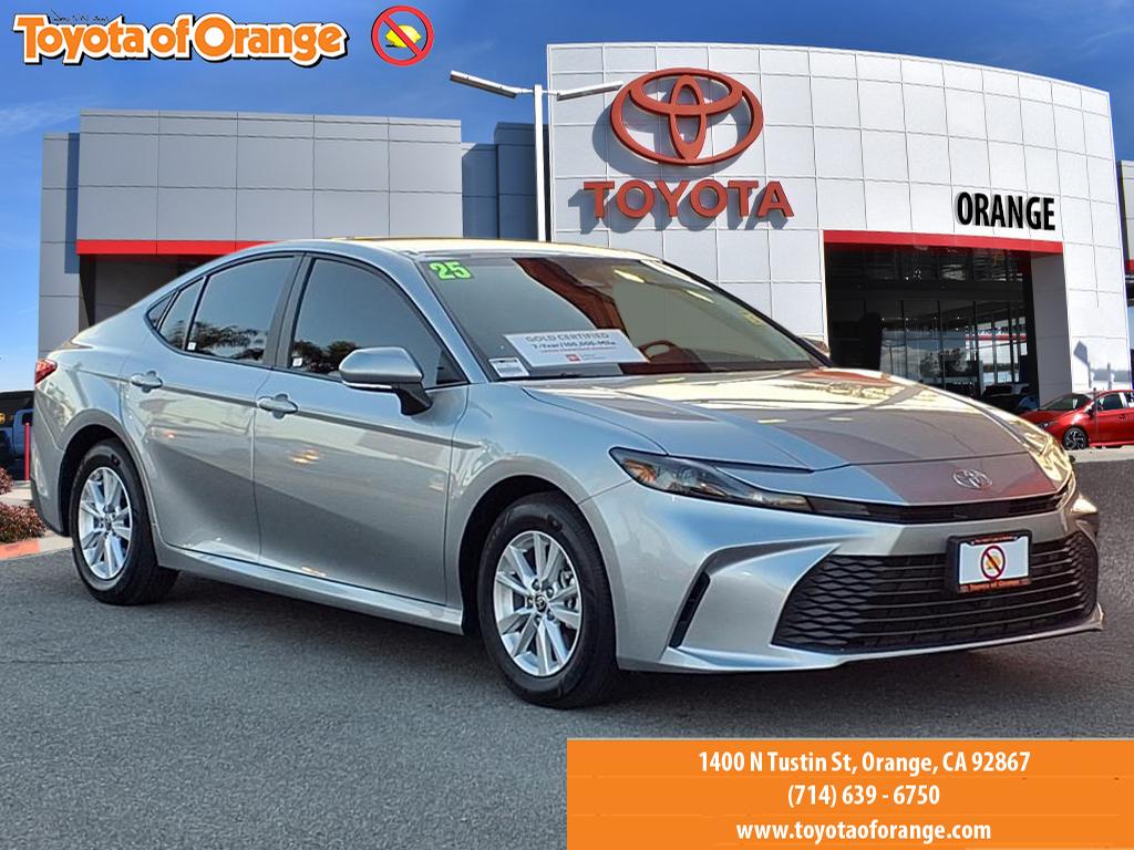 2025 Toyota Camry LE