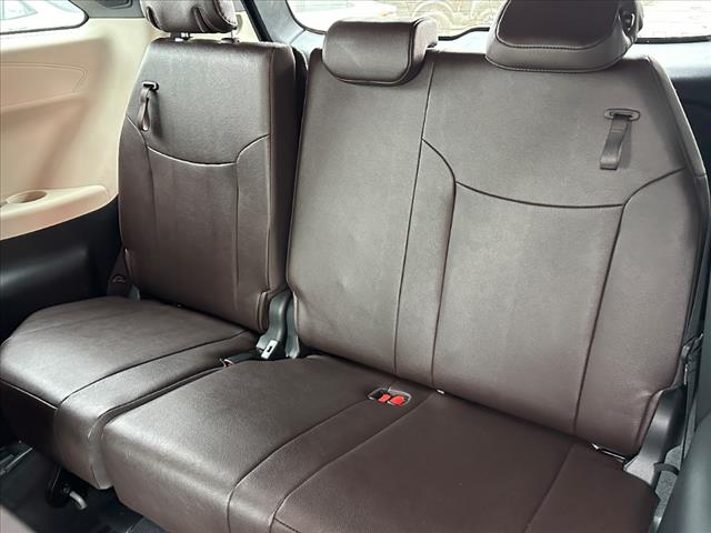 2021 Toyota Sienna Platinum 7-Passenger