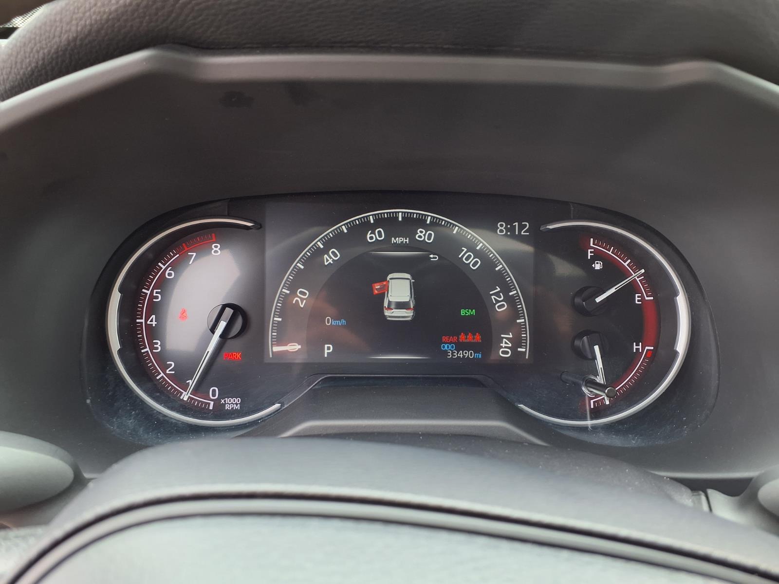 2025 Toyota RAV4 XLE - Photo 20