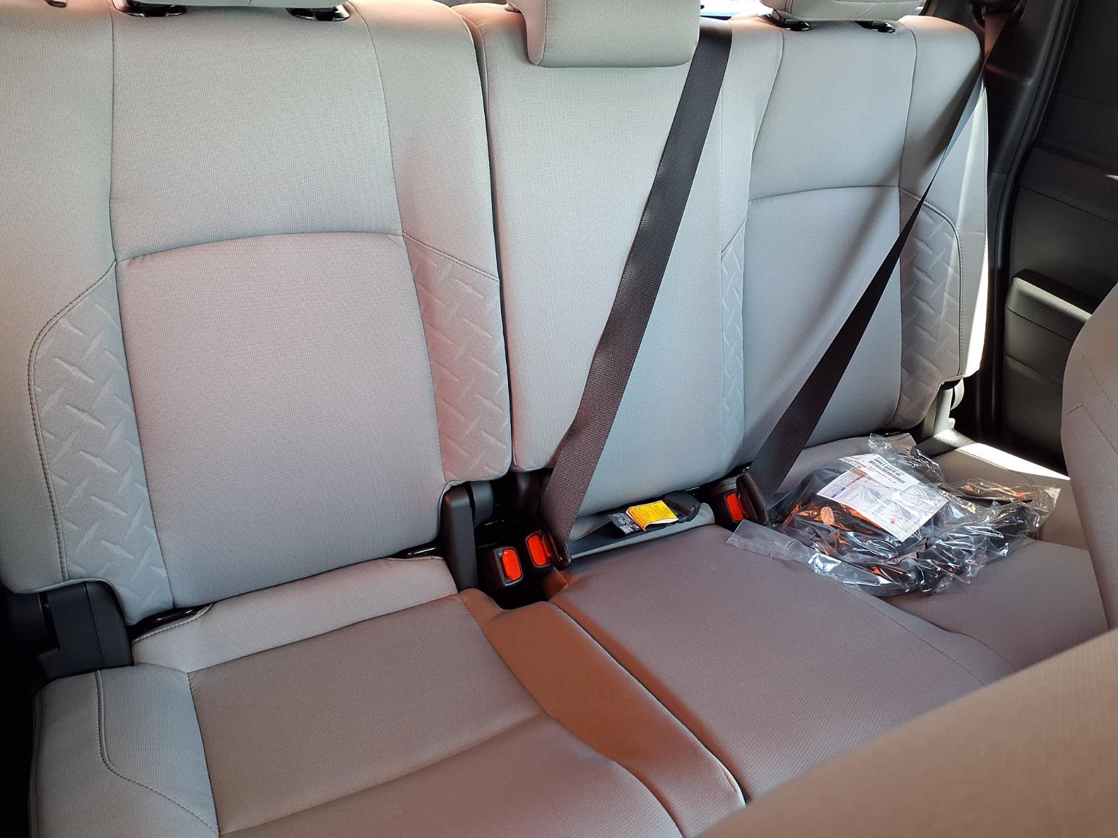 2025 Toyota Tacoma SR5 - Photo 21