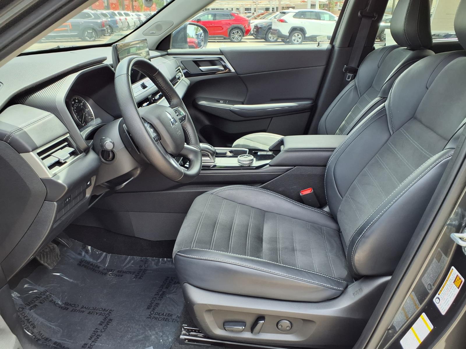 Used 2025 Mitsubishi Outlander SUV