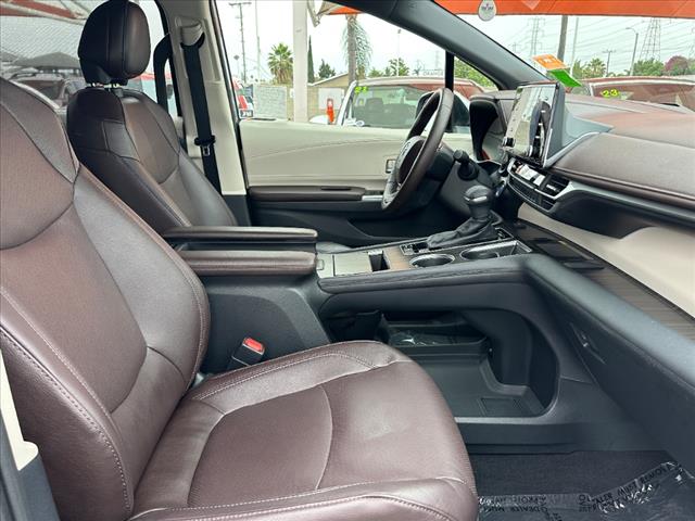 2021 Toyota Sienna Platinum 7-Passenger