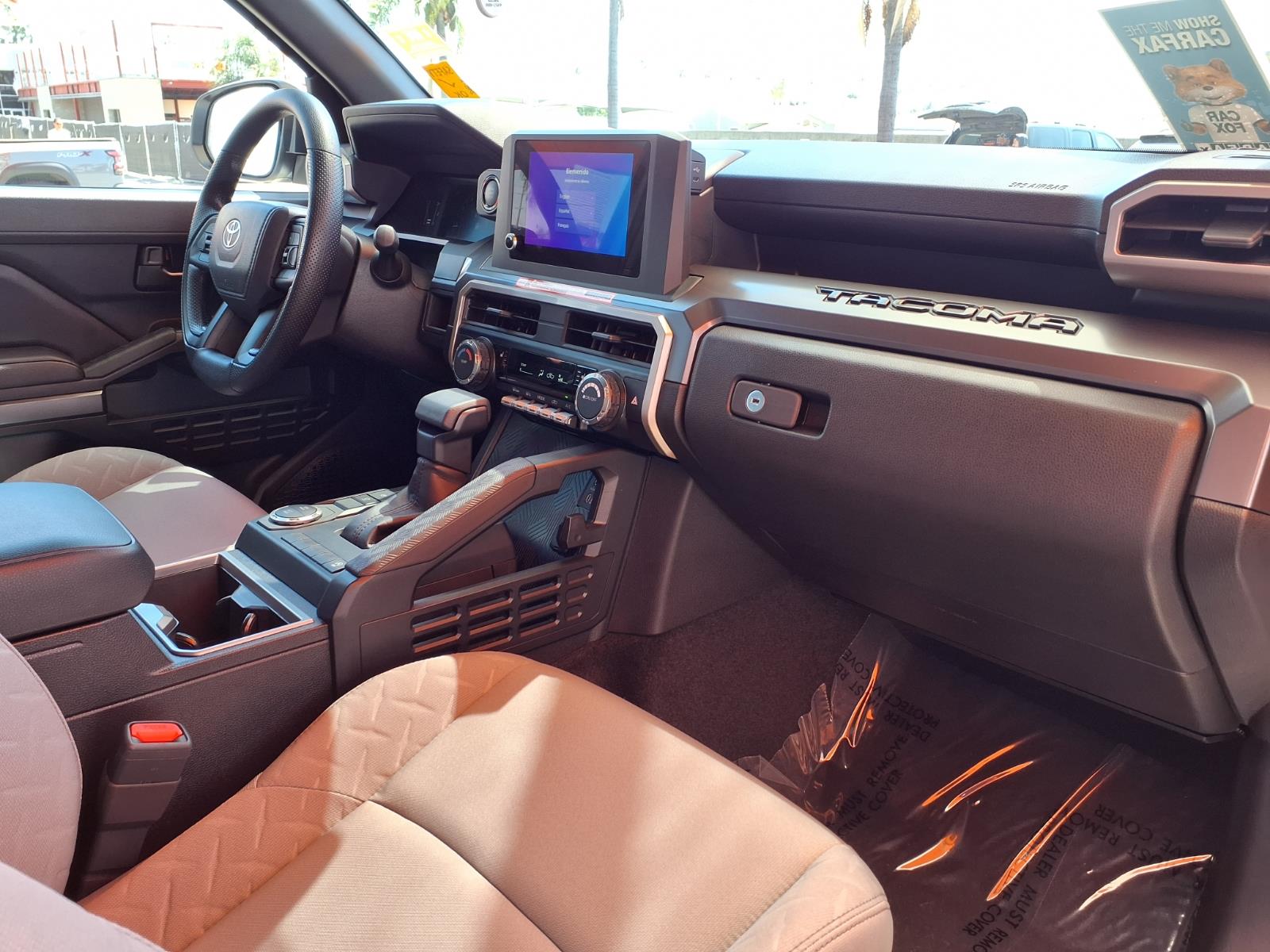 2025 Toyota Tacoma SR5 - Photo 23