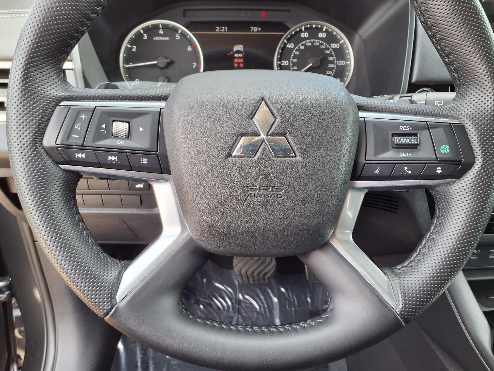 Used 2025 Mitsubishi Outlander SUV
