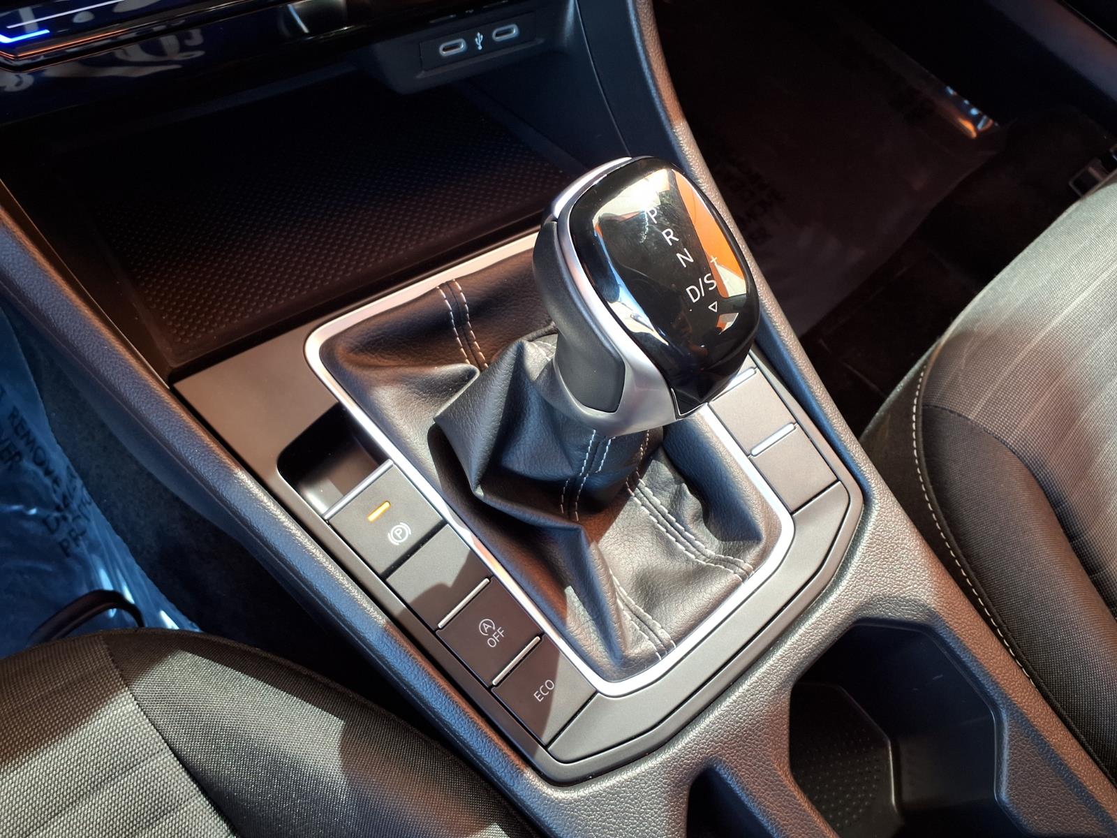 Used 2025 Volkswagen Jetta Sedan