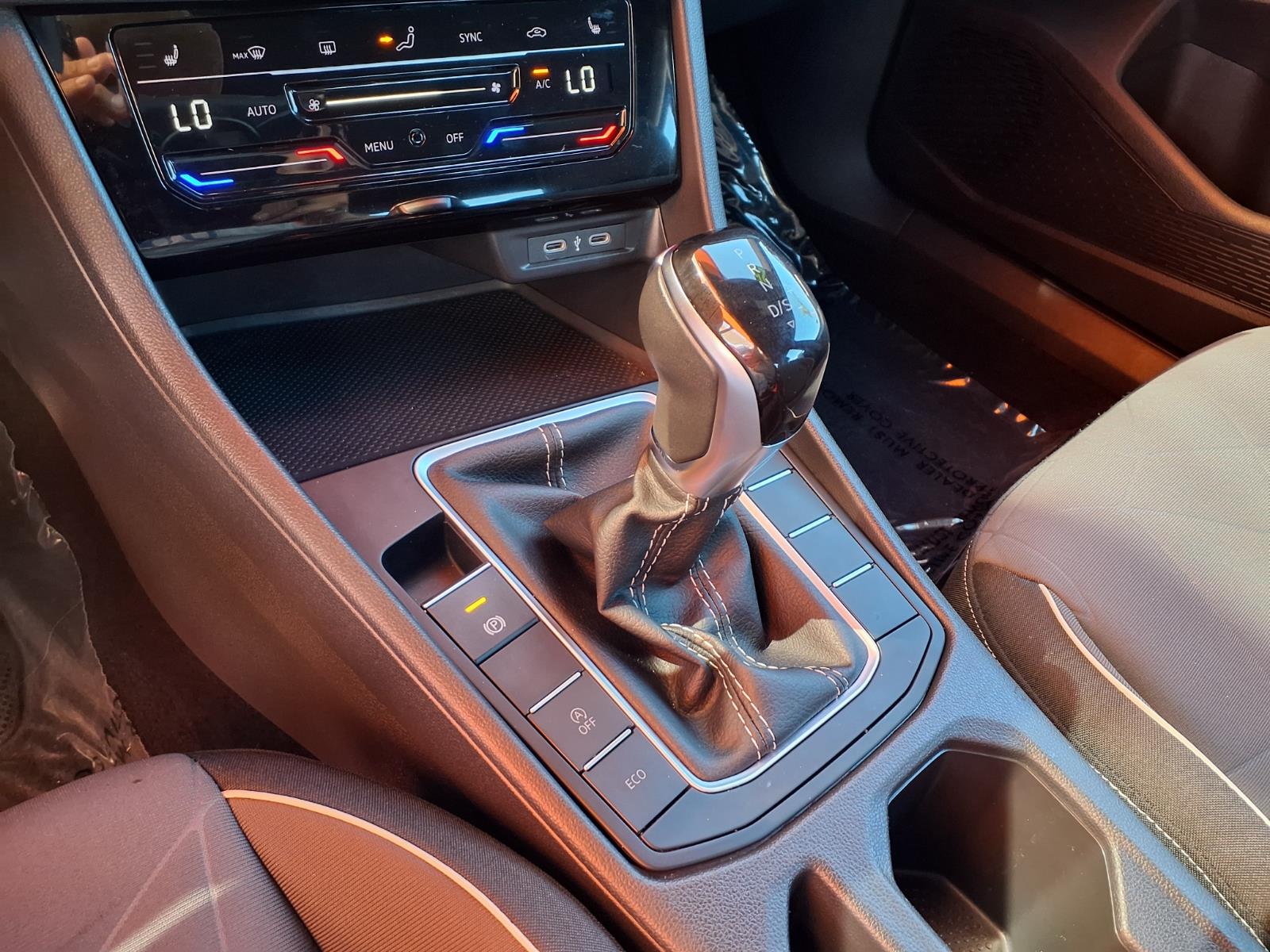 Used 2025 Volkswagen Jetta Sedan