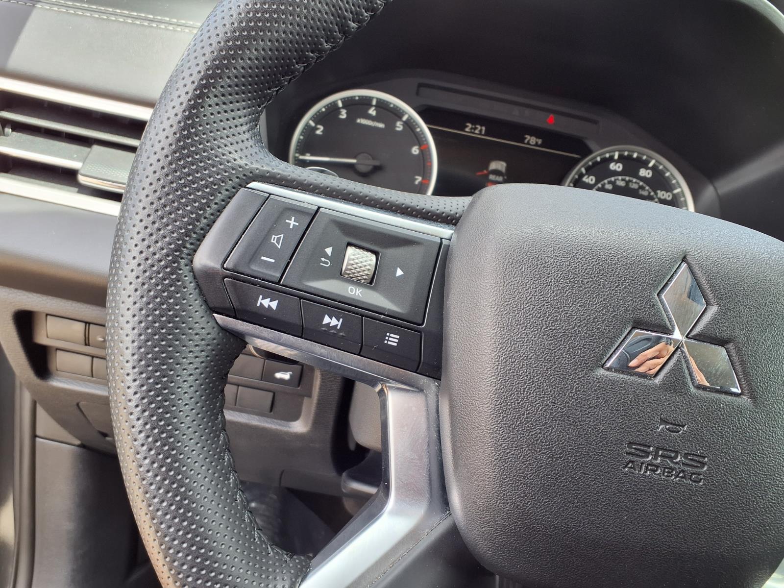Used 2025 Mitsubishi Outlander SUV