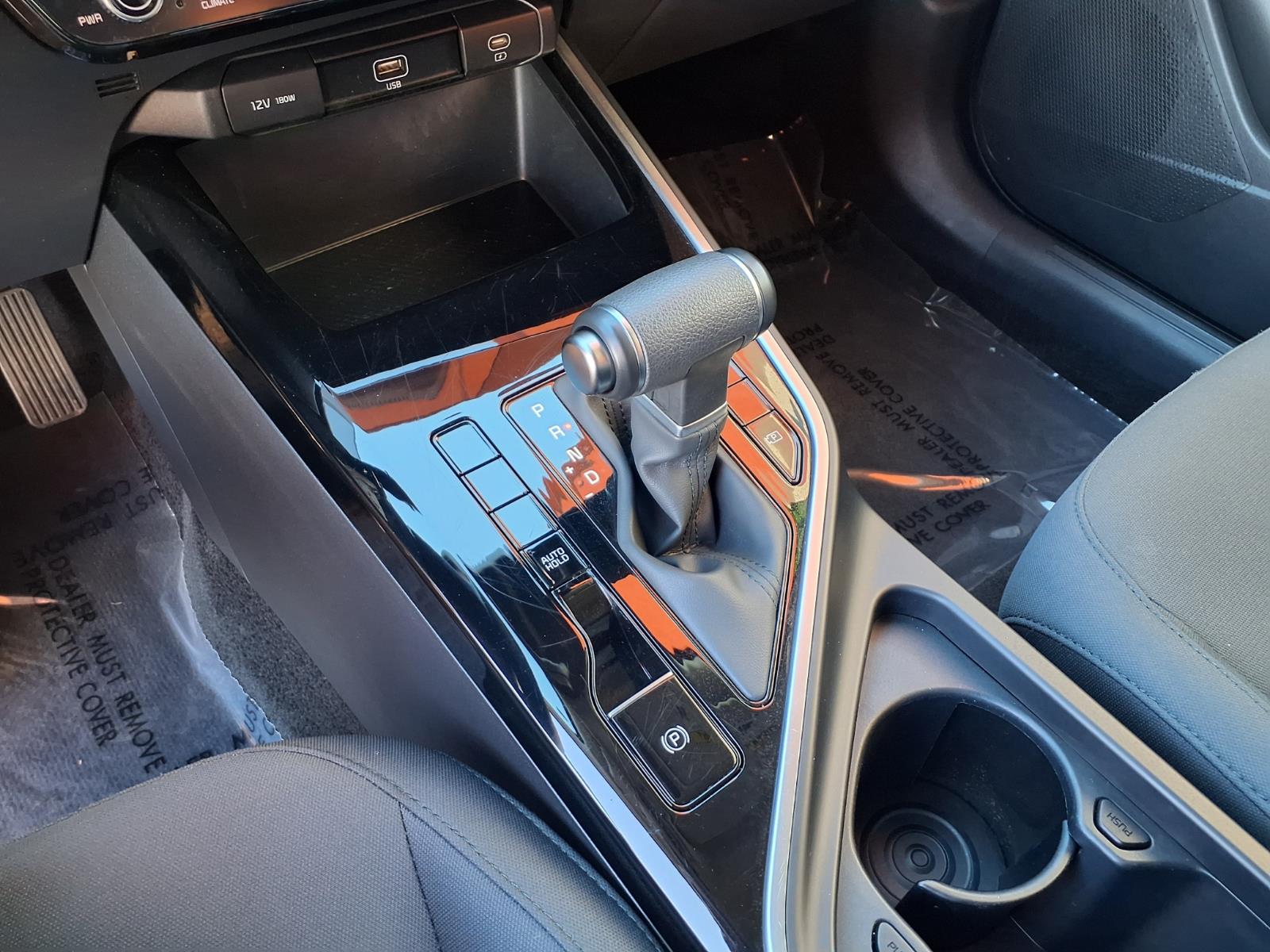 Used 2025 Kia Niro SUV