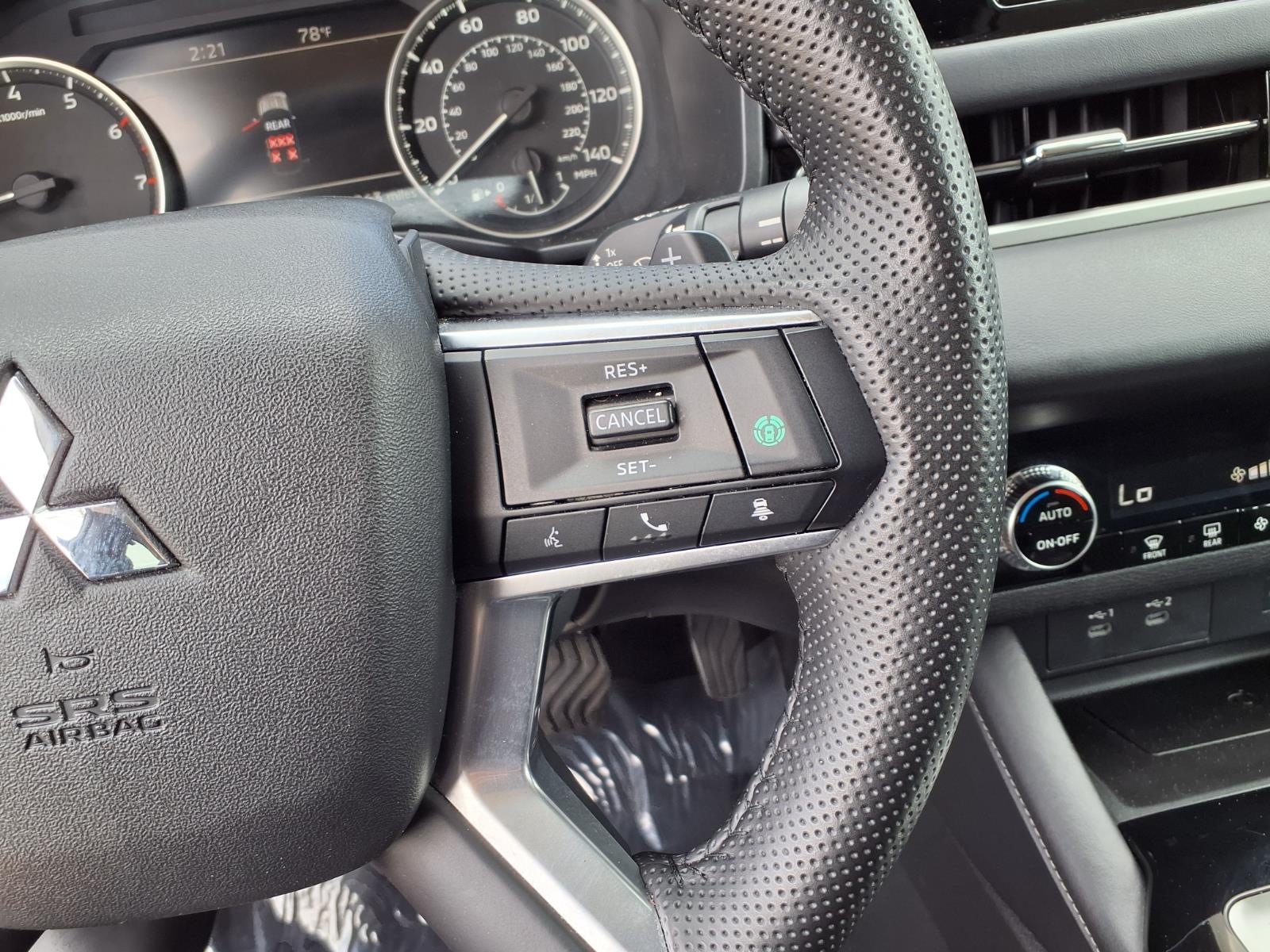 Used 2025 Mitsubishi Outlander SUV