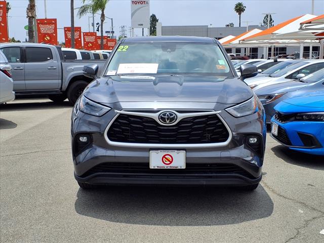2022 Toyota Highlander LE