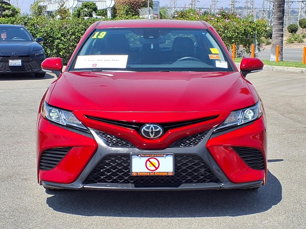 4T1B11HK4KU180057