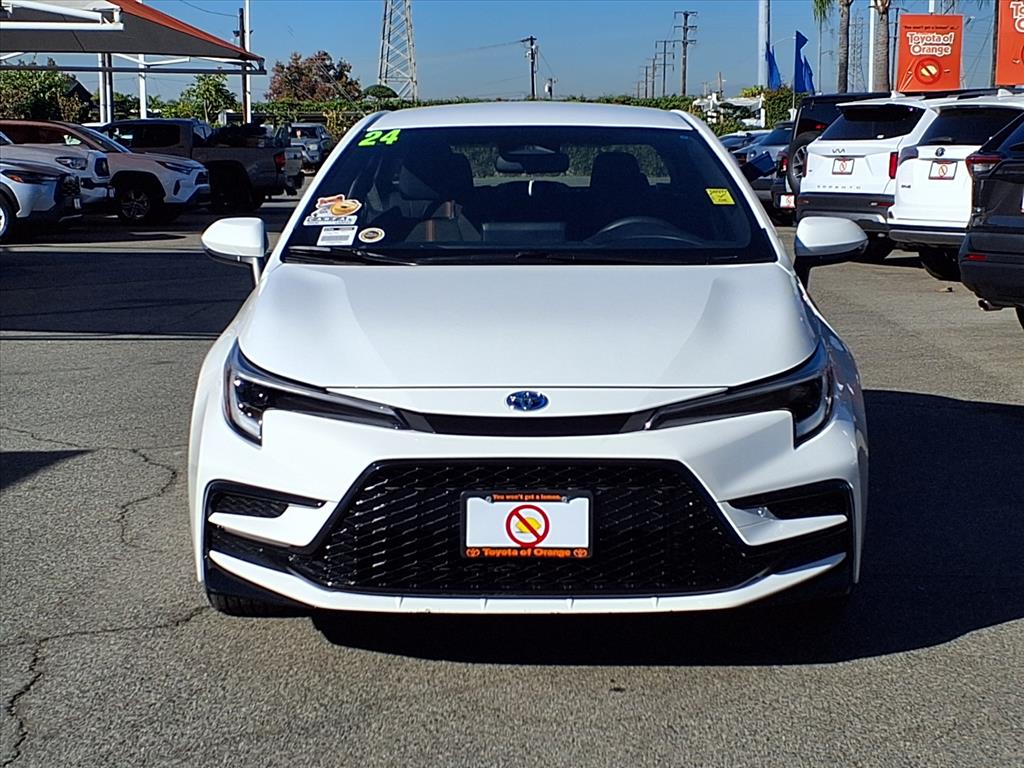 Used 2024 Toyota Corolla SE with VIN JTDBCMFE9R3053012 for sale in Northfield, Minnesota