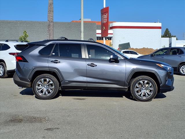 2023 Toyota RAV4 Hybrid XLE Premium